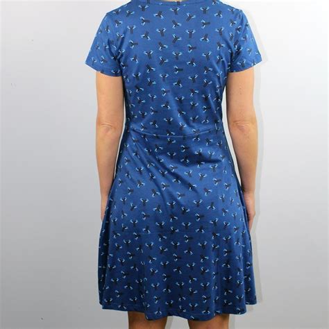 Svaha clothing - Svaha creates STEAM fashion for women of all ages. Their designs include a new Ruth Bader Ginsburg dress, a Katherine Johnson t-shirt, and STEAM motifs.